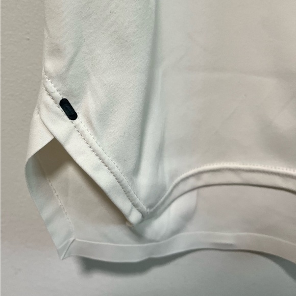 Craft Off-White Performance Tee - Men’s Size Medium - Picture 9 of 15